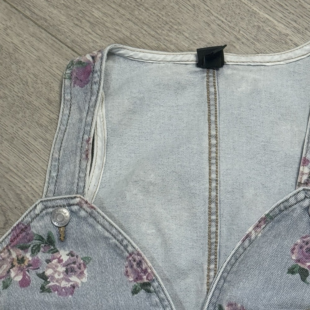 Wild Fable Denim Crop Top Womens Small Light‎ Wash Floral V-Neck Sleeveless Zip - Picture 4 of 6